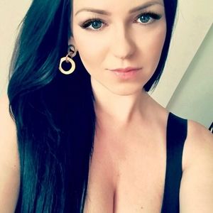 Meet your Posher, Ivana